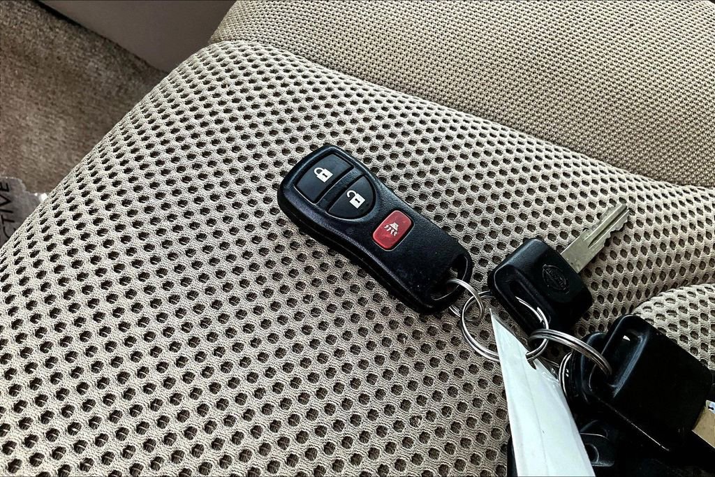 Used 2018 Nissan Frontier SV AWD/4WD image 38