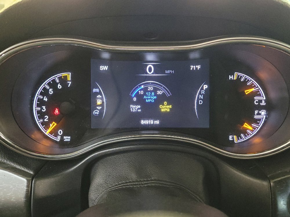 Used 2018 Jeep Grand Cherokee Laredo AWD/4WD image 23