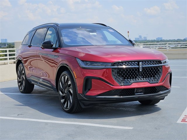 New 2025 Lincoln Nautilus Reserve w/ Jet Appearance Package image 3