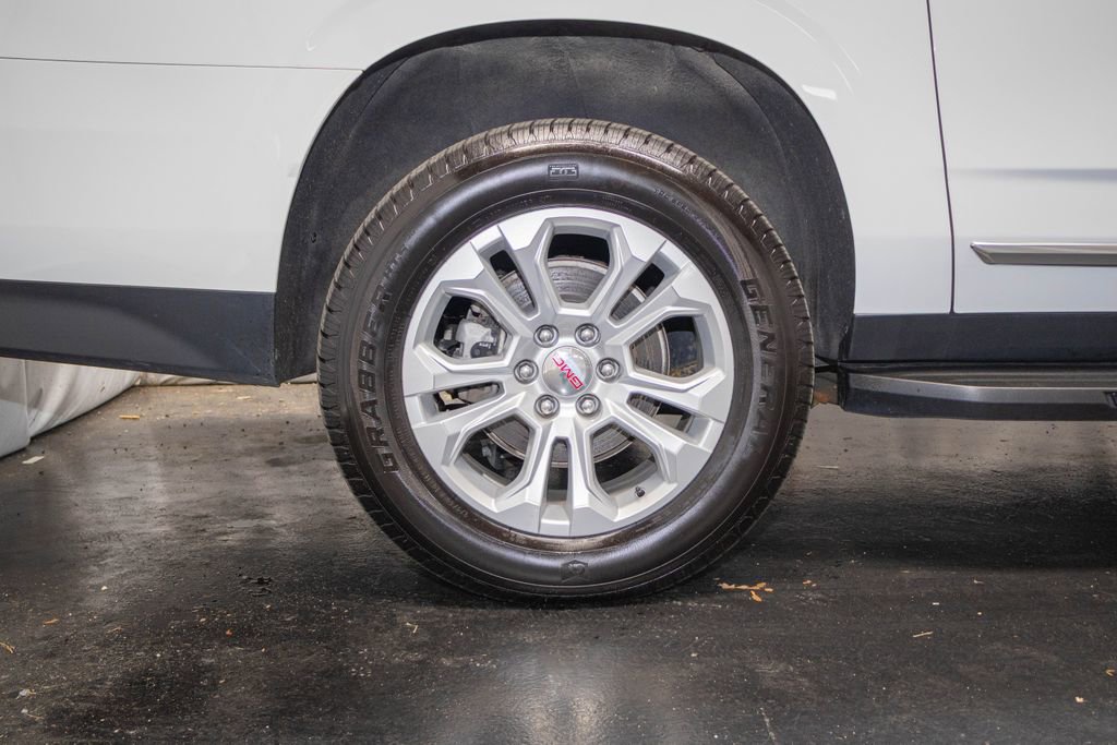 Certified 2024 GMC Yukon XL Denali image 6