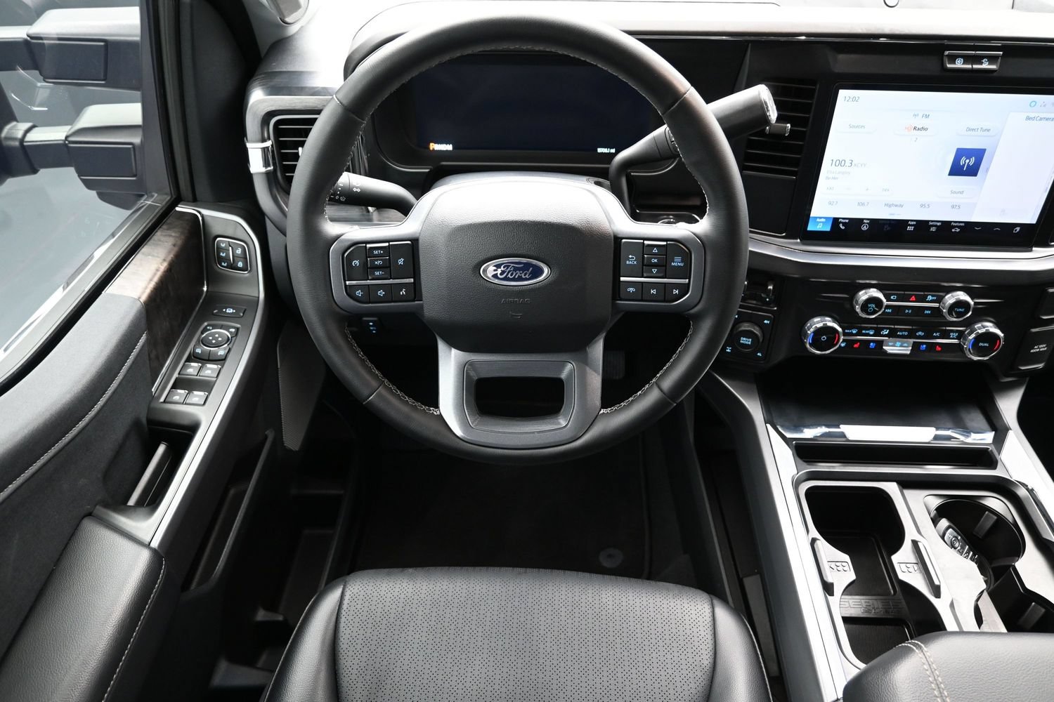 Used 2025 Ford F250 Lariat w/ Chrome Package AWD/4WD image 26