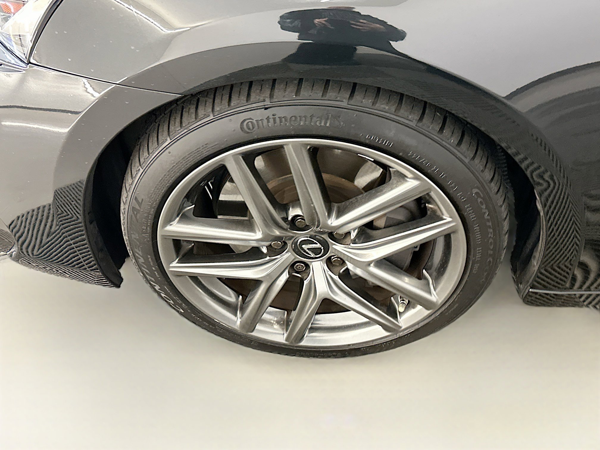 Used 2020 Lexus IS 350 F Sport image 11