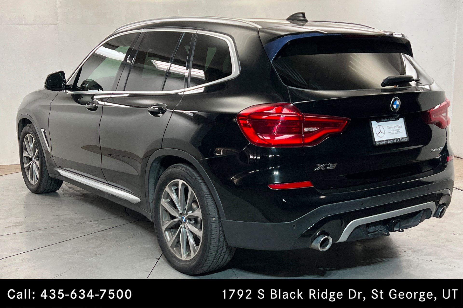 Used 2019 BMW X3 xDrive30i w/ Premium Package AWD/4WD image 3