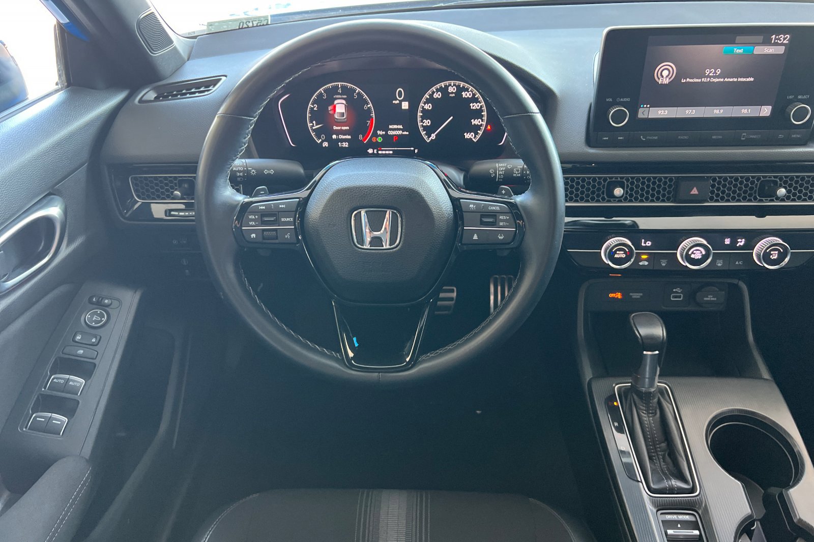 Used 2023 Honda Civic Sport image 14