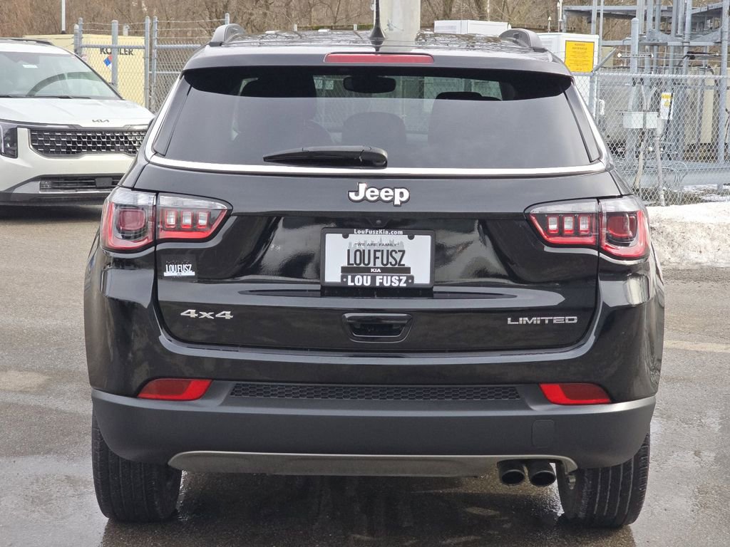 Used 2022 Jeep Compass Limited image 14