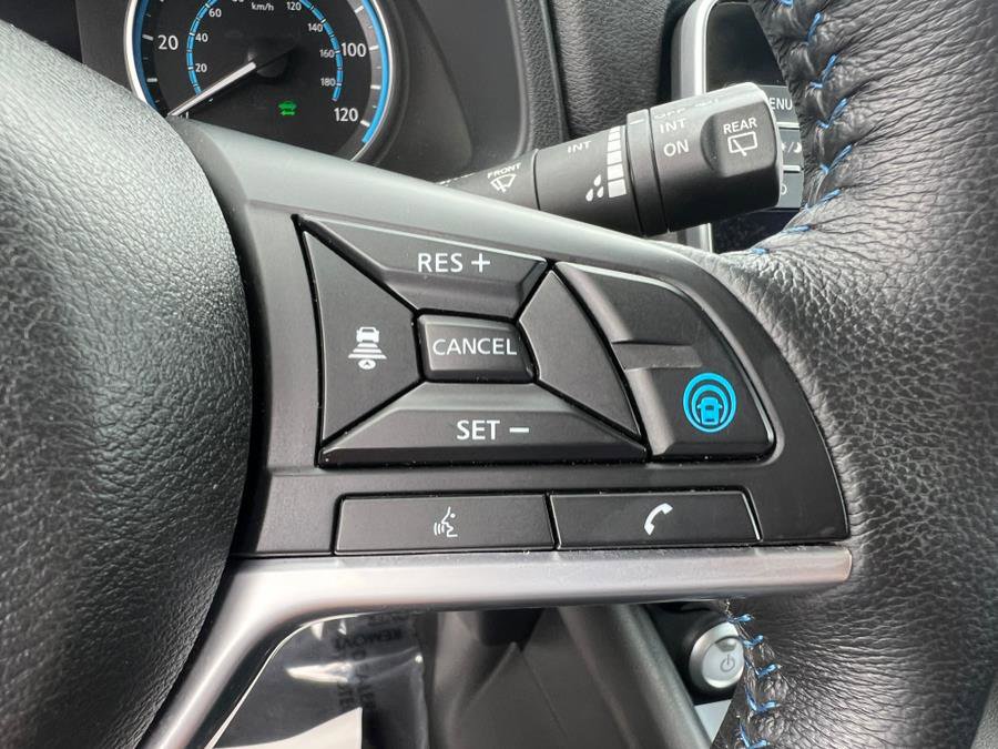 Used 2025 Nissan Leaf SV Plus image 15