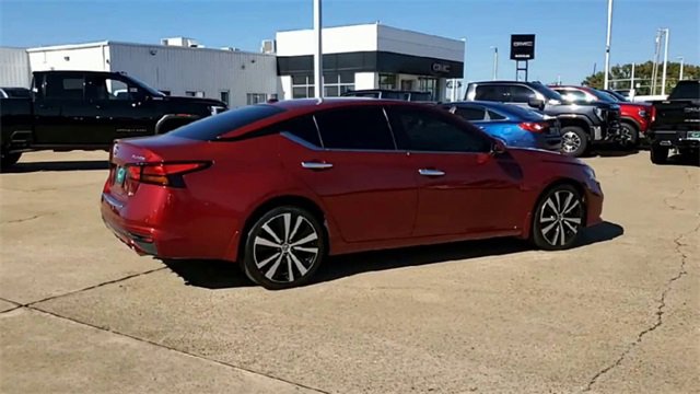 Used 2022 Nissan Altima 2.5 Platinum image 9
