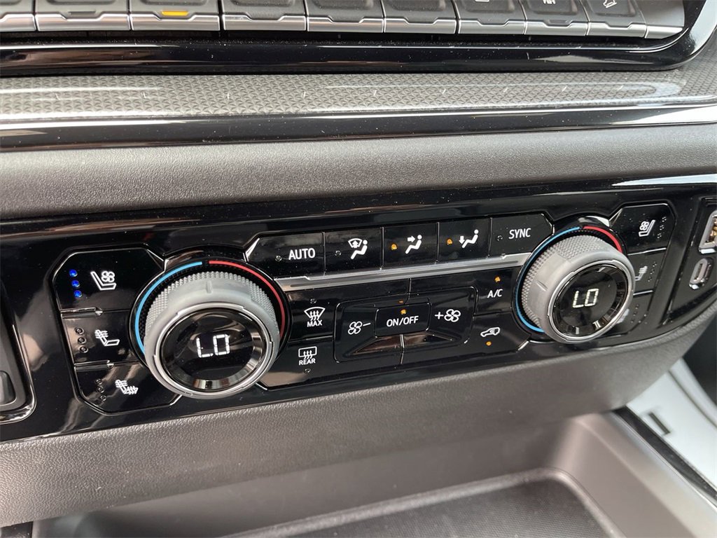 New 2025 Chevrolet Silverado 2500 ZR2 w/ Technology Package image 18