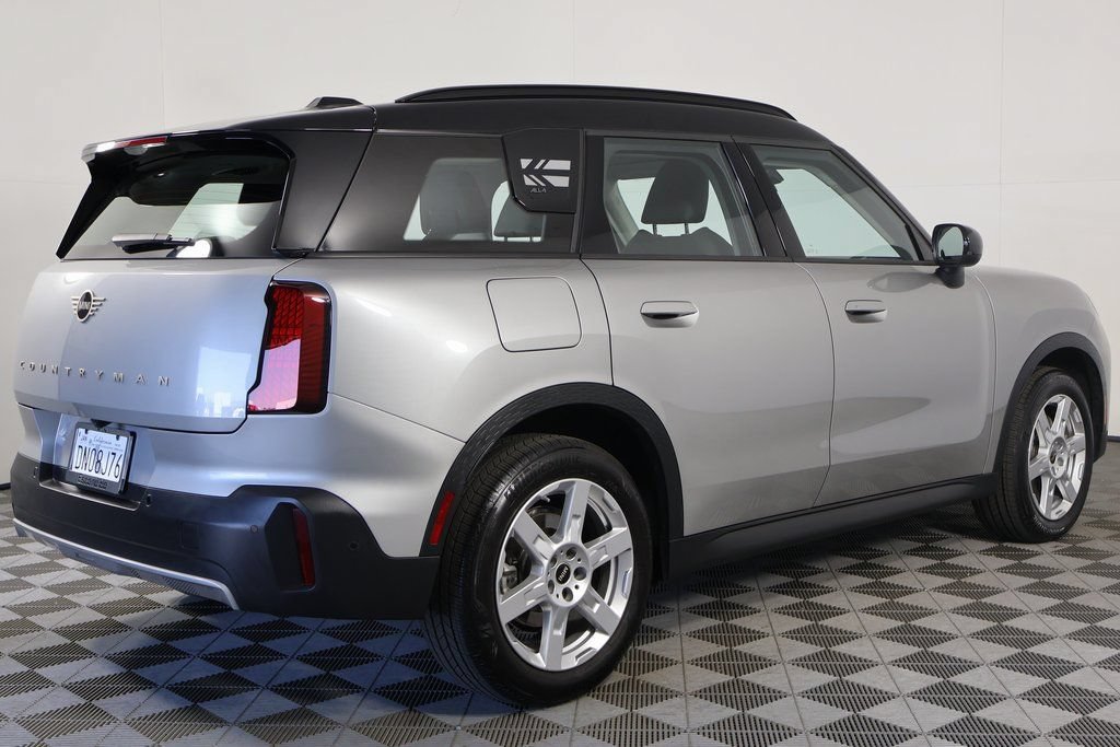 Certified 2025 MINI Cooper Countryman S AWD/4WD image 4