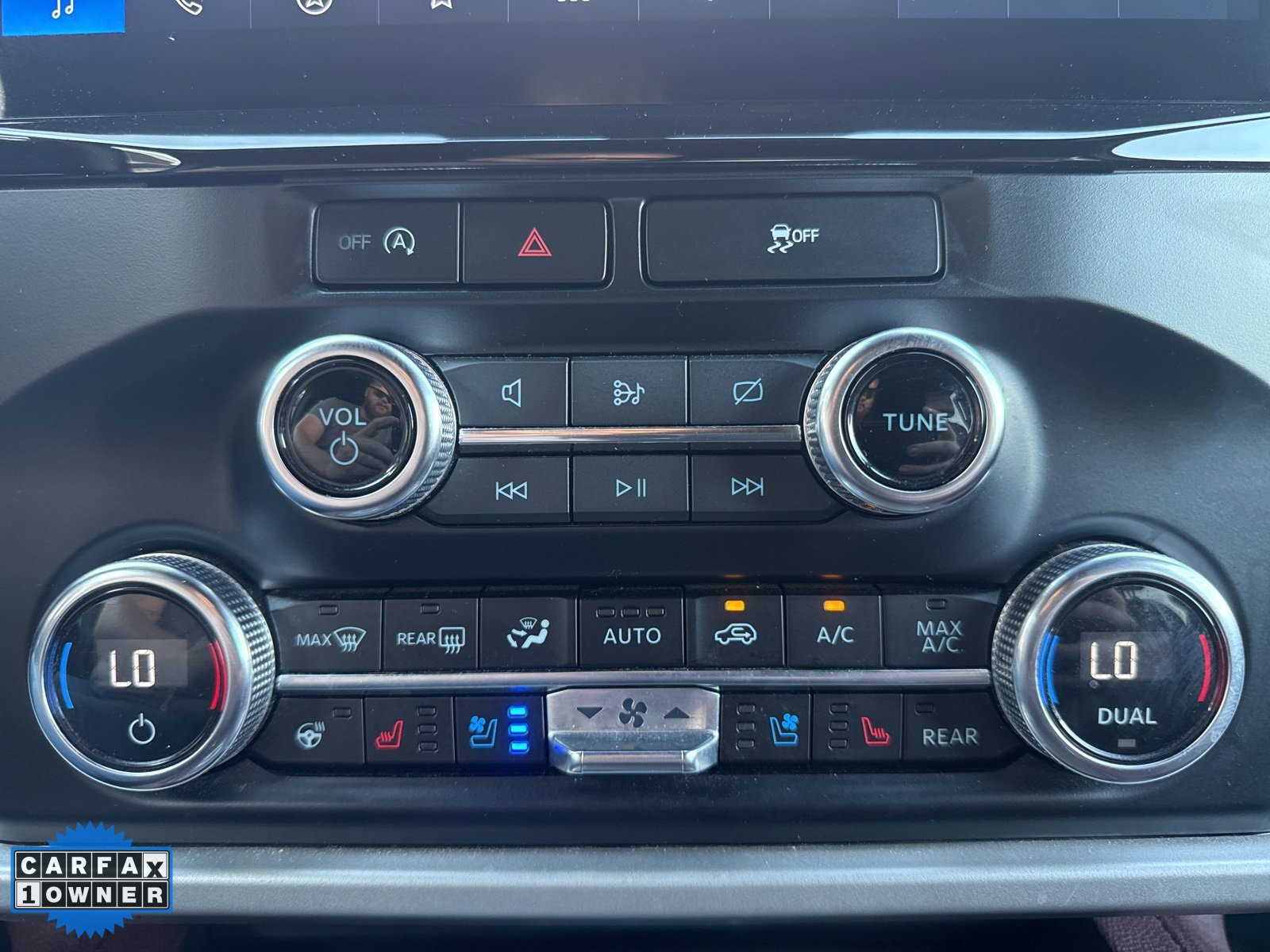 Used 2024 Ford Expedition Limited image 15