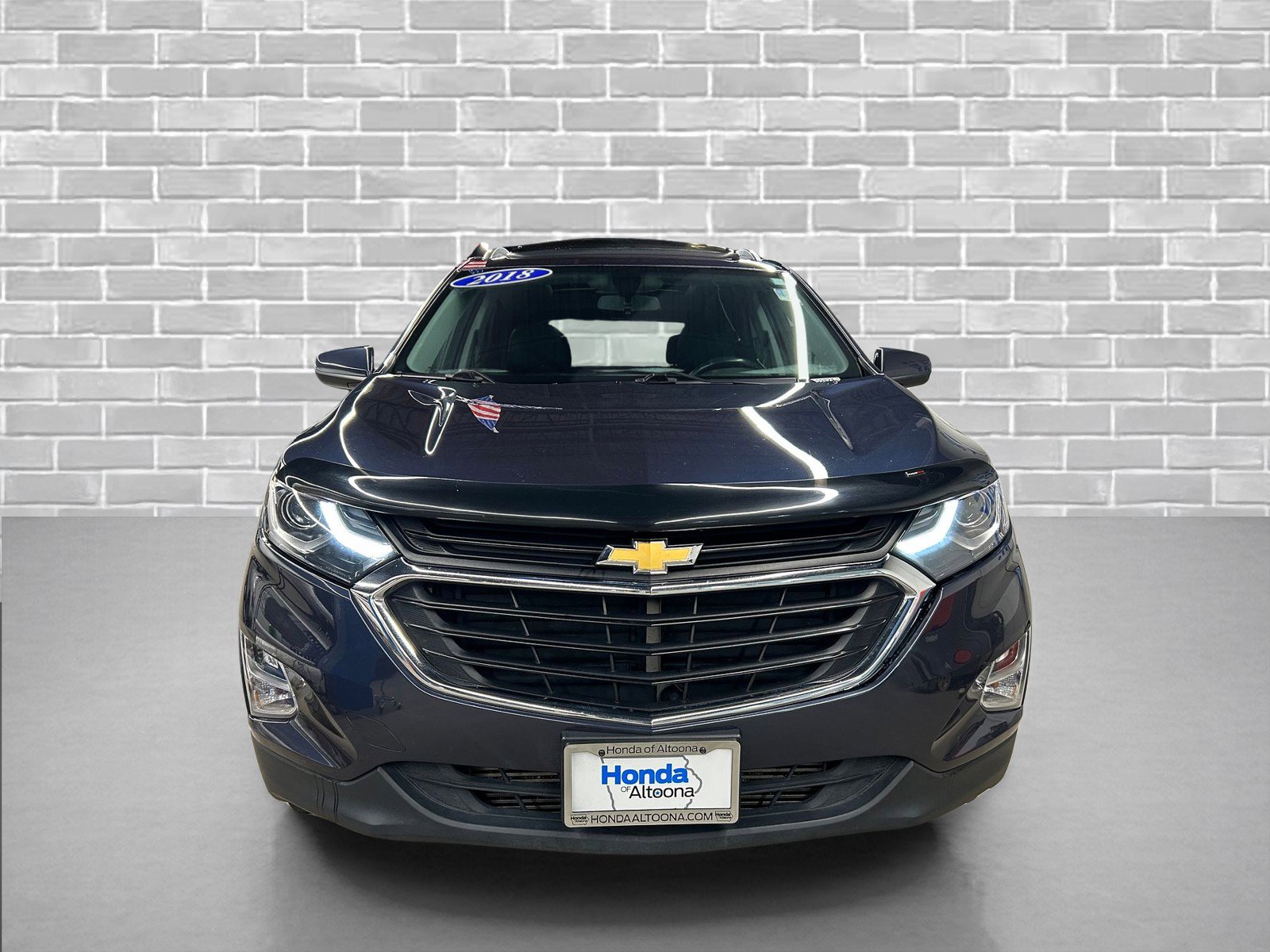 Used 2018 Chevrolet Equinox LT w/ Sun & Infotainment Package image 8