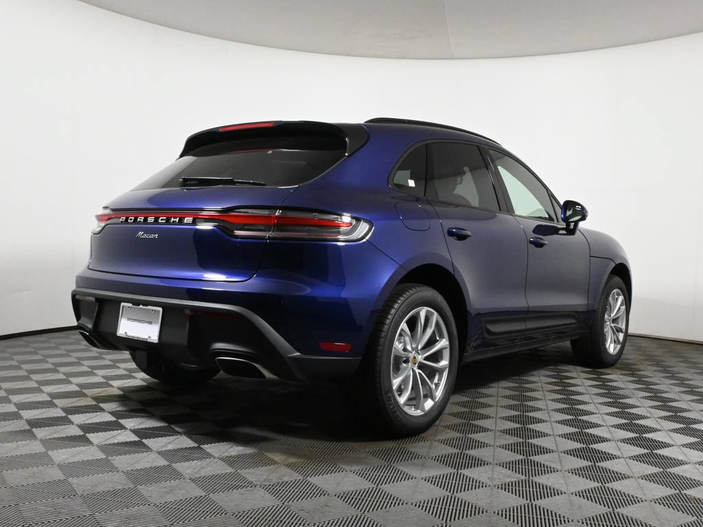 Used 2025 Porsche Macan AWD/4WD image 7