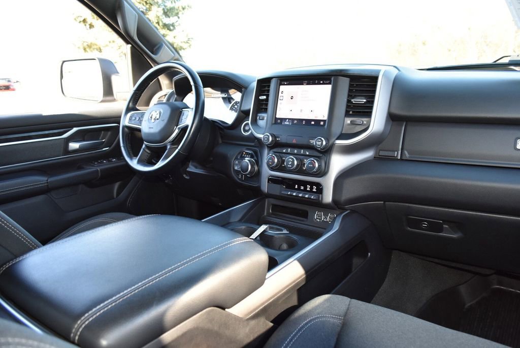 Used 2023 RAM 1500 Big Horn image 32
