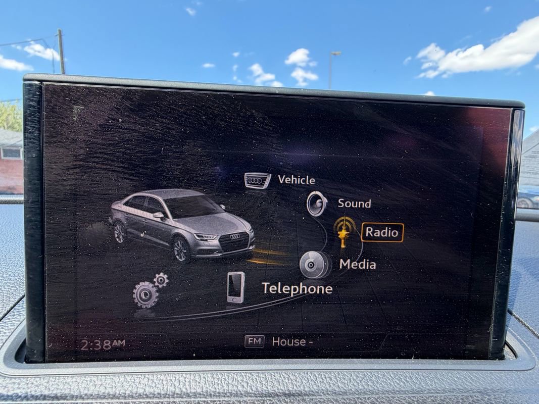 Used 2018 Audi A3 2.0T Premium FWD image 28