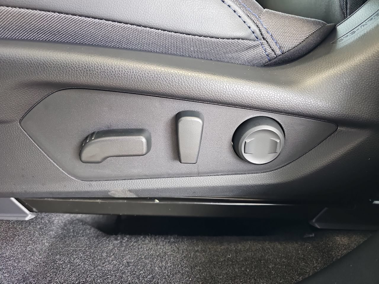 Certified 2026 Subaru Forester Premium AWD/4WD image 34
