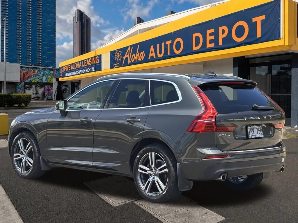 Used 2018 Volvo XC60 T6 Momentum w/ Convenience Package AWD/4WD image 3