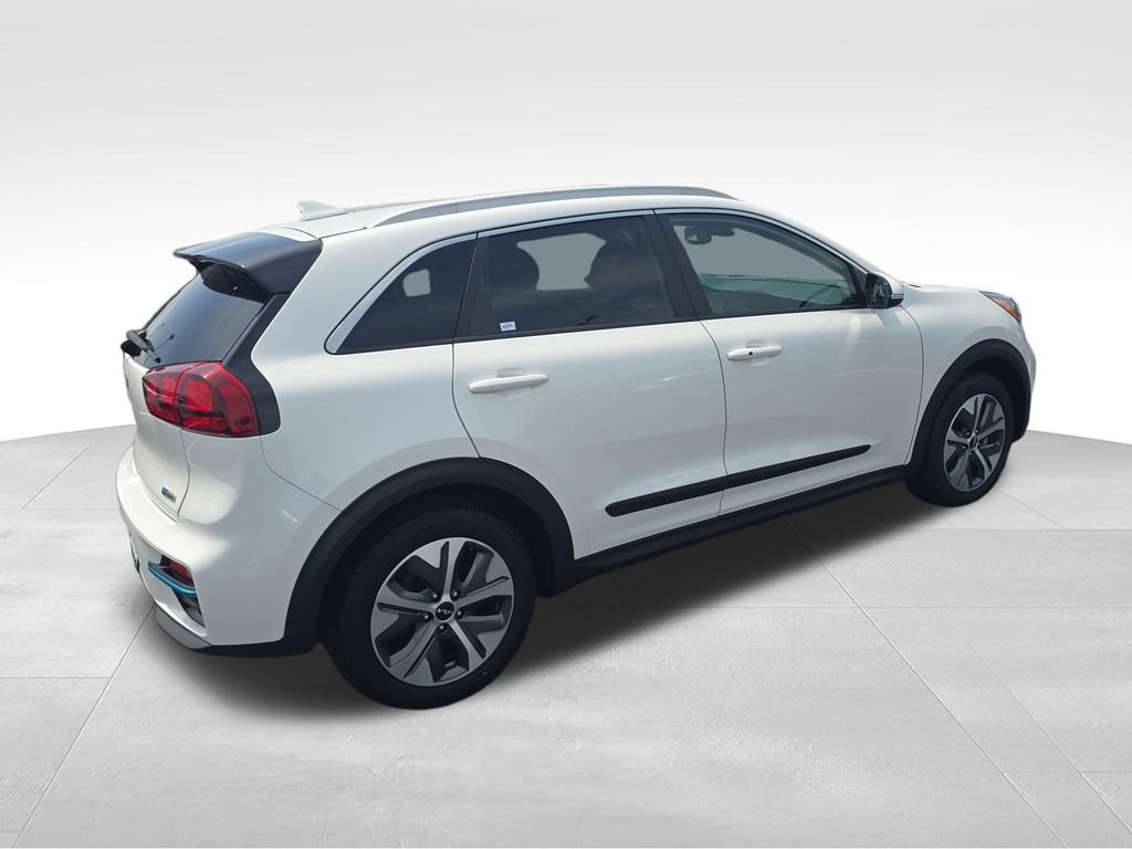 Used 2022 Kia Niro EX FWD image 5
