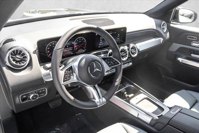 New 2026 Mercedes-Benz GLB 250 4MATIC image 10