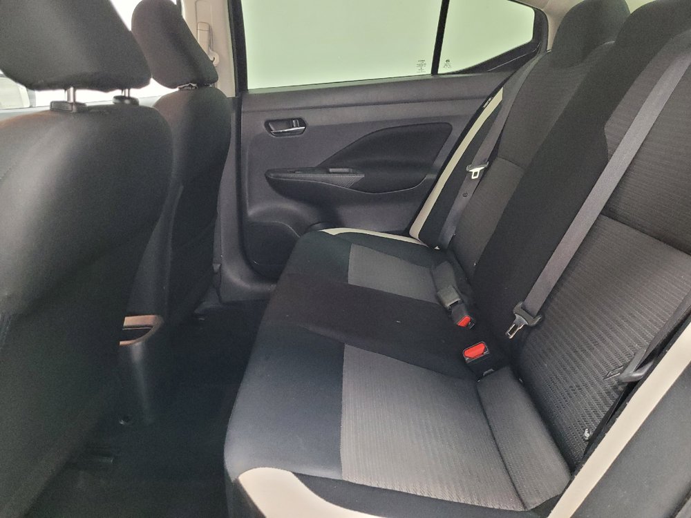 Used 2021 Nissan Versa SV FWD image 18