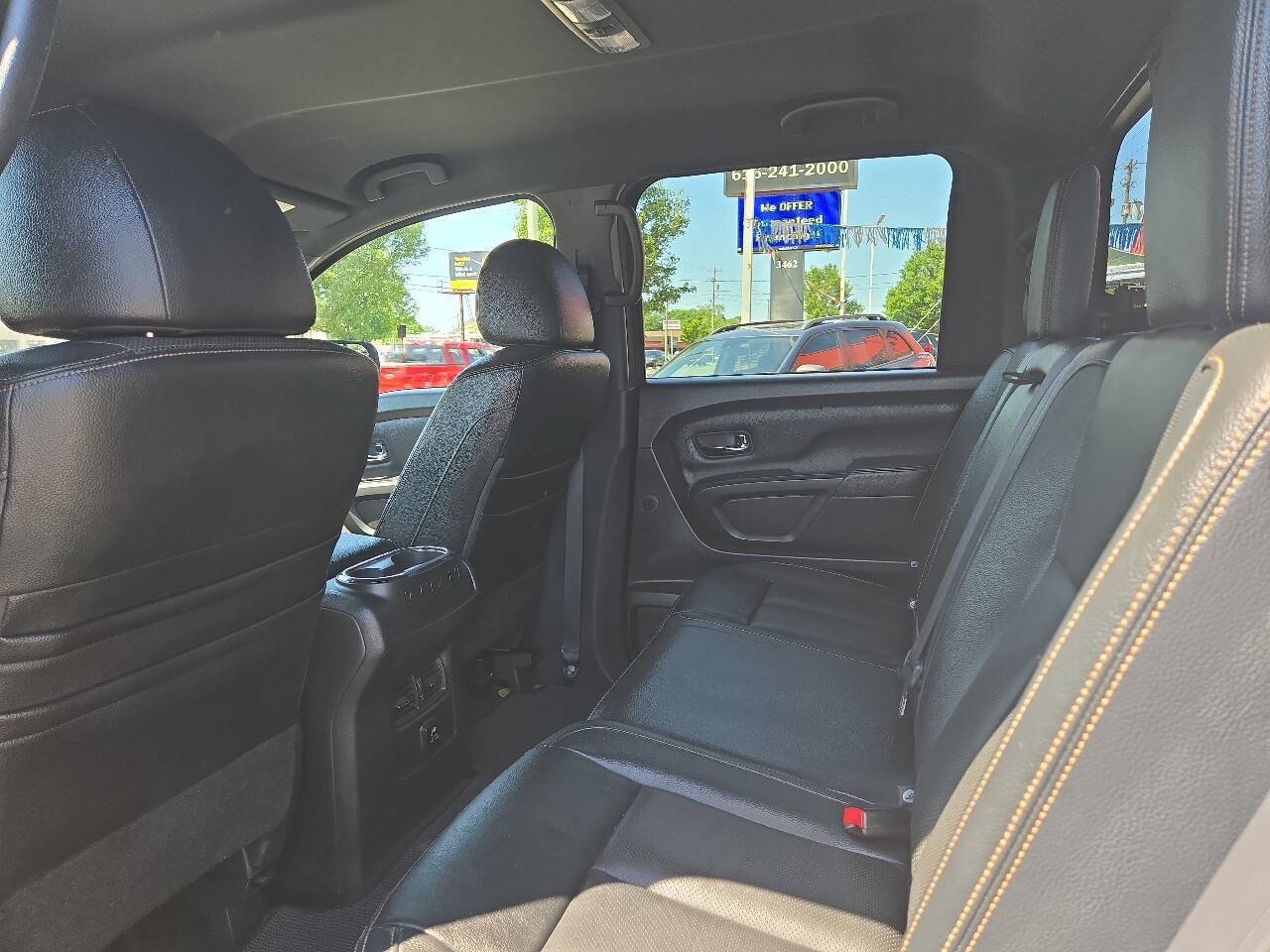 Used 2018 Nissan Titan SL w/ Midnight Edition AWD/4WD image 12
