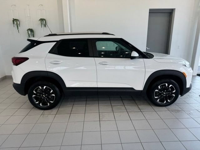 Certified 2023 Chevrolet TrailBlazer LT w/ Convenience Package AWD/4WD image 38