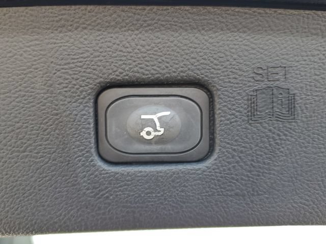 Used 2023 Ford Edge Titanium AWD/4WD image 28