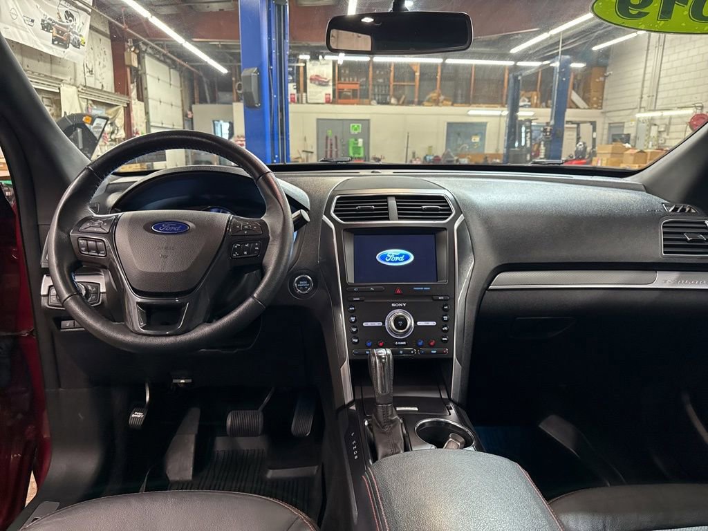 Used 2019 Ford Explorer Sport w/ Equipment Group 401A image 42