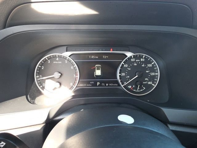 Used 2024 Nissan Pathfinder S image 17