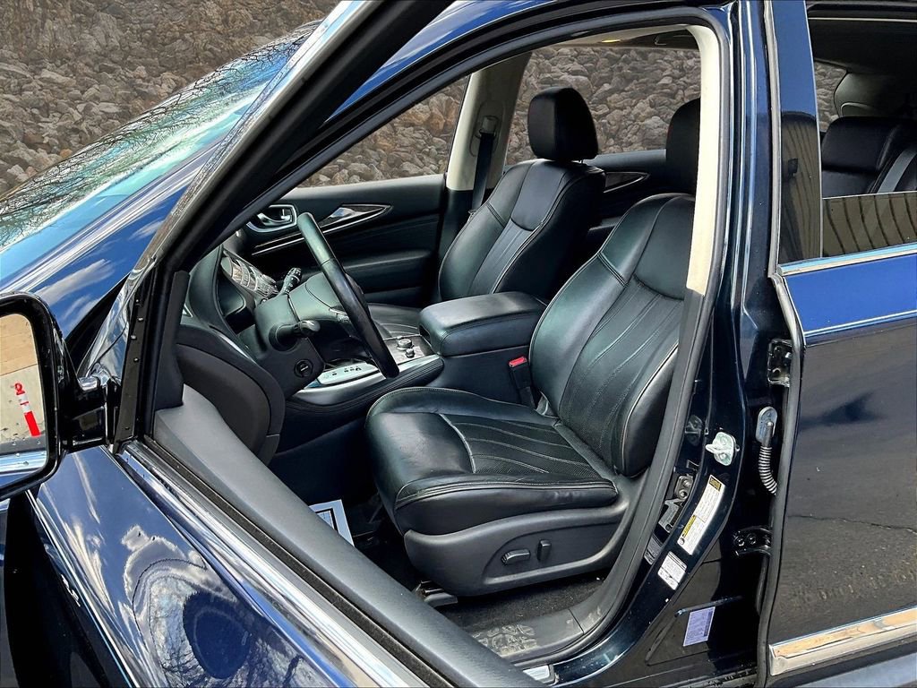 Used 2015 INFINITI QX60 AWD w/ Cargo Package image 22