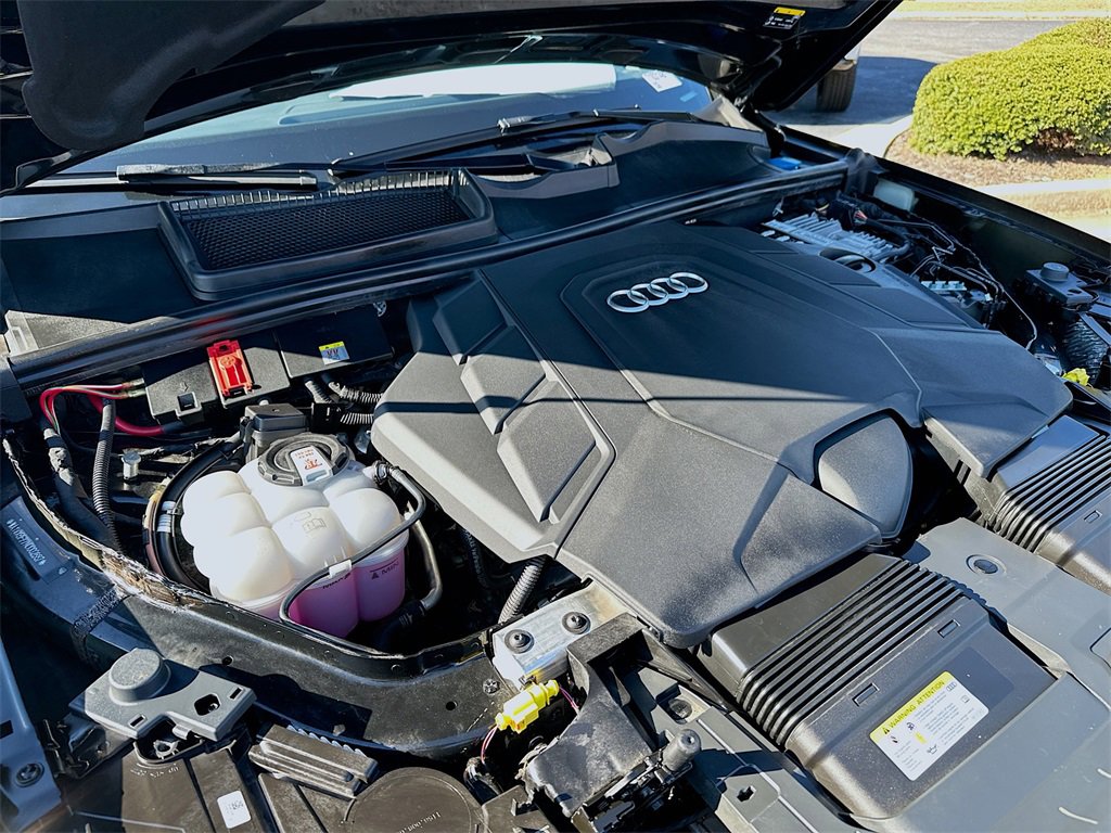 Used 2022 Audi Q7 3.0T Prestige image 26