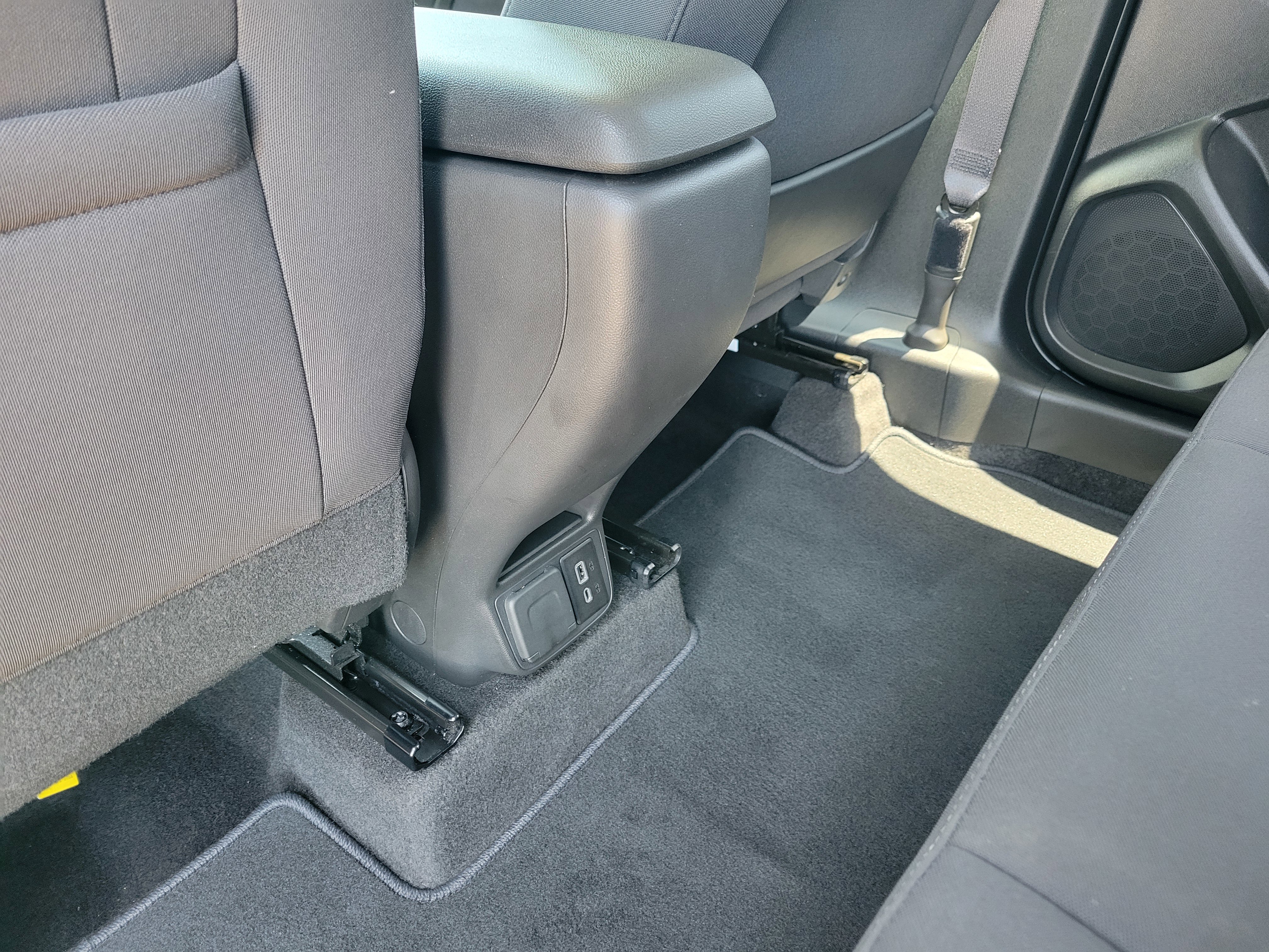 Certified 2023 Chevrolet TrailBlazer LT w/ Convenience Package FWD image 30
