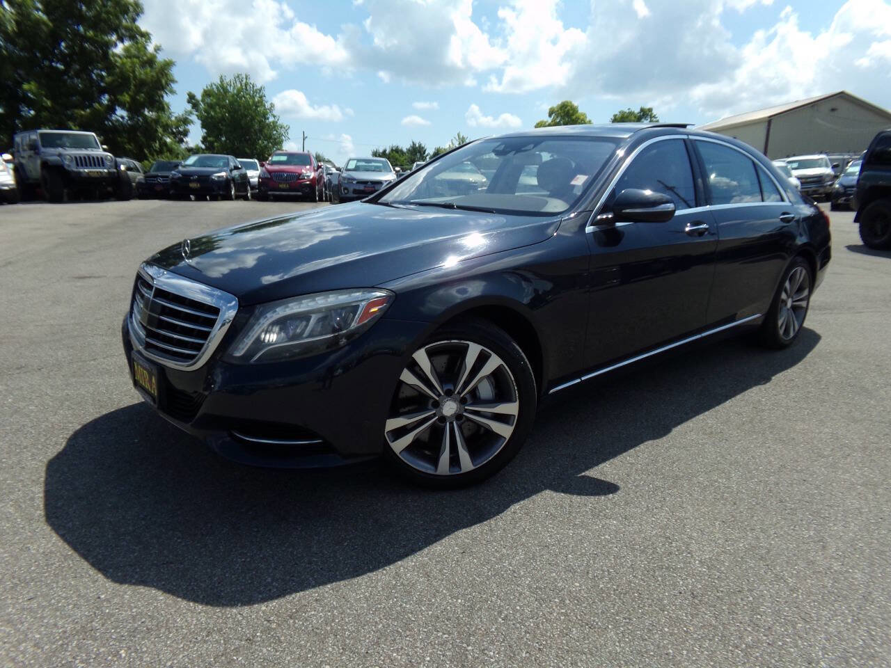 Used 2015 Mercedes-Benz S 550 4MATIC Sedan image 1