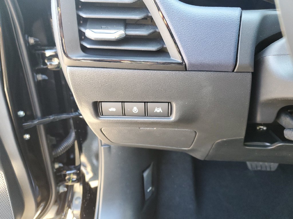 New 2026 Nissan Sentra SL w/ Floor Mat Package FWD image 20