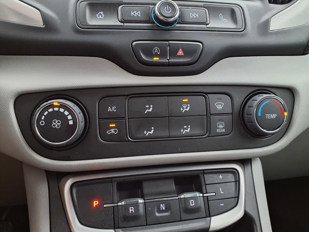 Certified 2022 GMC Terrain SLE image 7