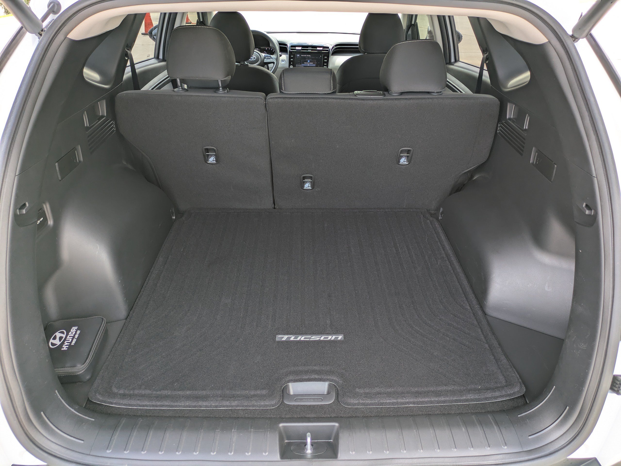 Certified 2024 Hyundai Tucson SEL FWD image 11