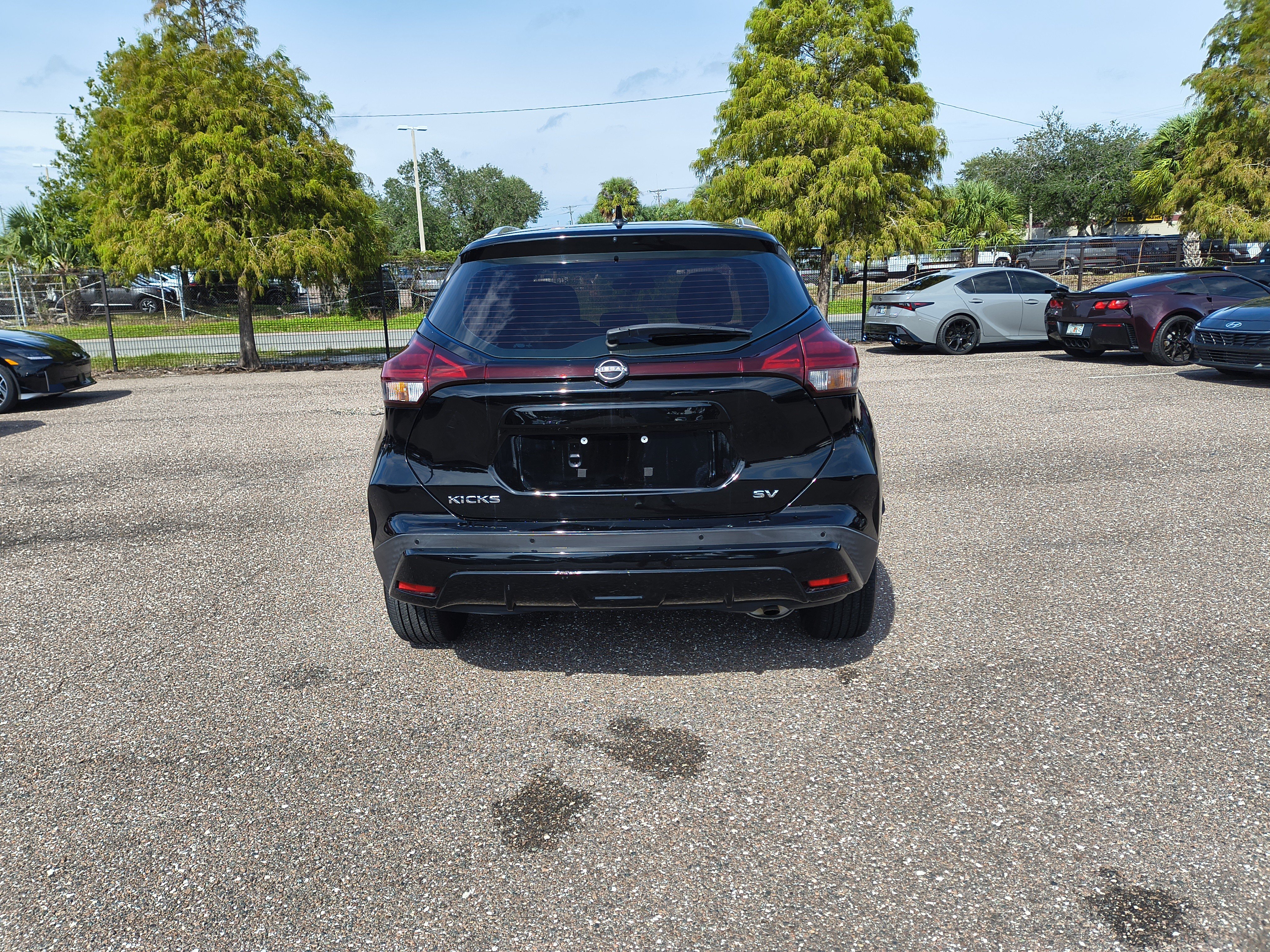 Certified 2023 Nissan Kicks SV FWD image 7