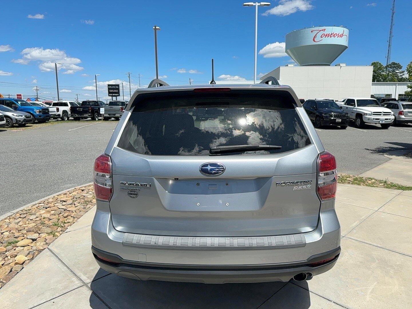 Used 2015 Subaru Forester 2.5i Limited AWD/4WD image 7