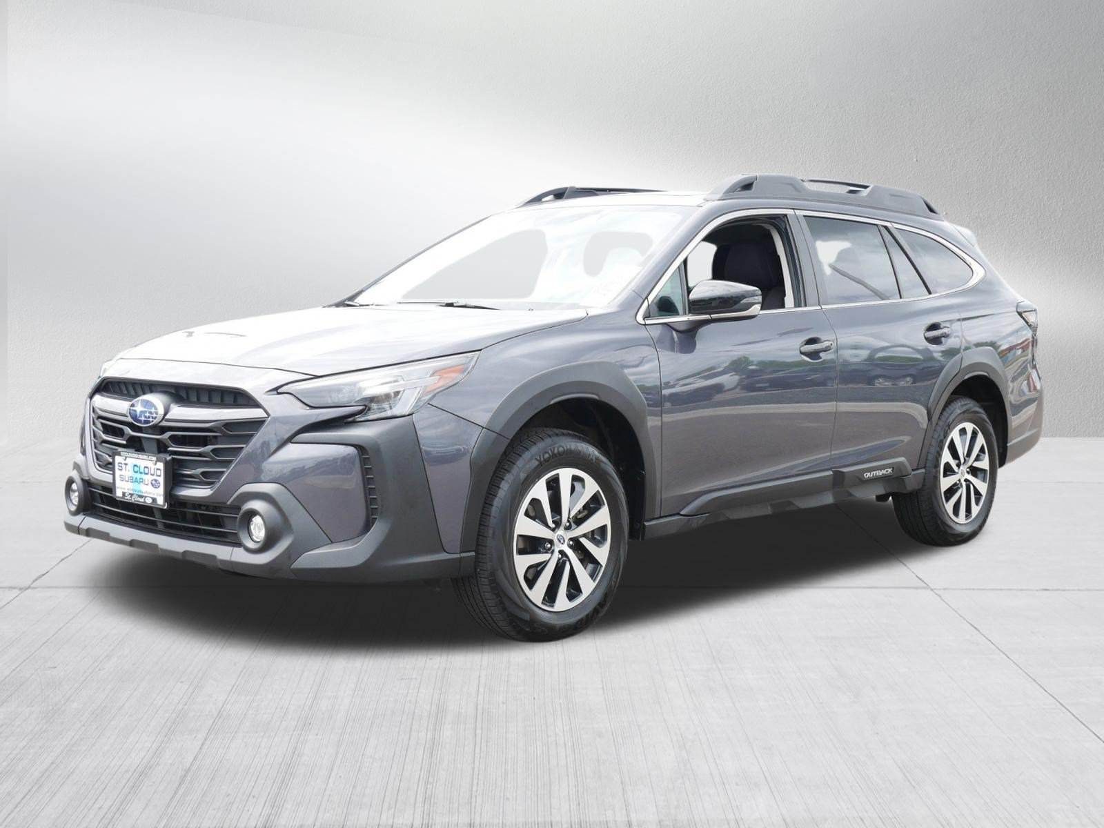 Certified 2024 Subaru Outback Premium AWD/4WD image 3