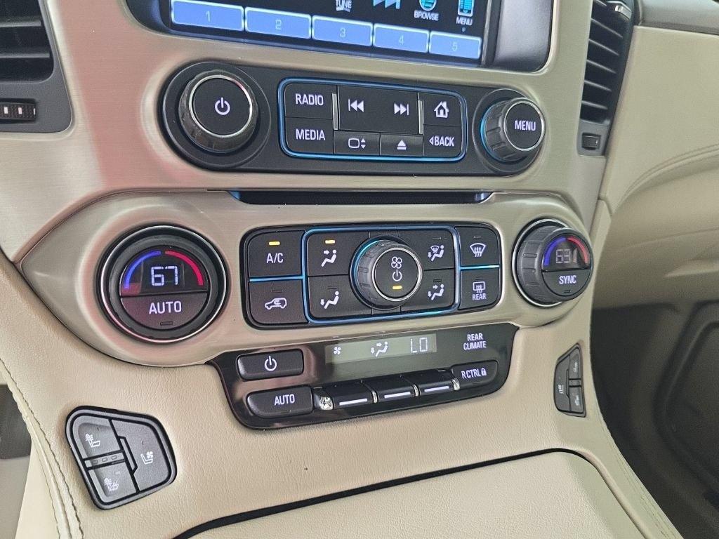 Used 2020 GMC Yukon Denali w/ Denali Premium Package AWD/4WD image 21