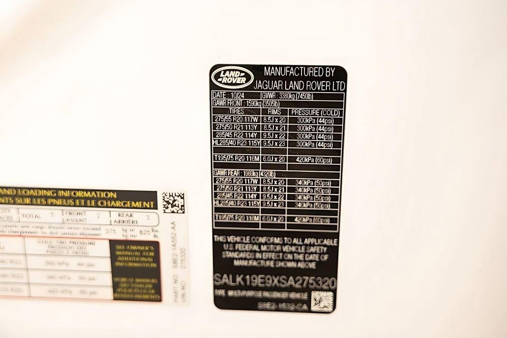 Used 2025 Land Rover Range Rover Autobiography image 49