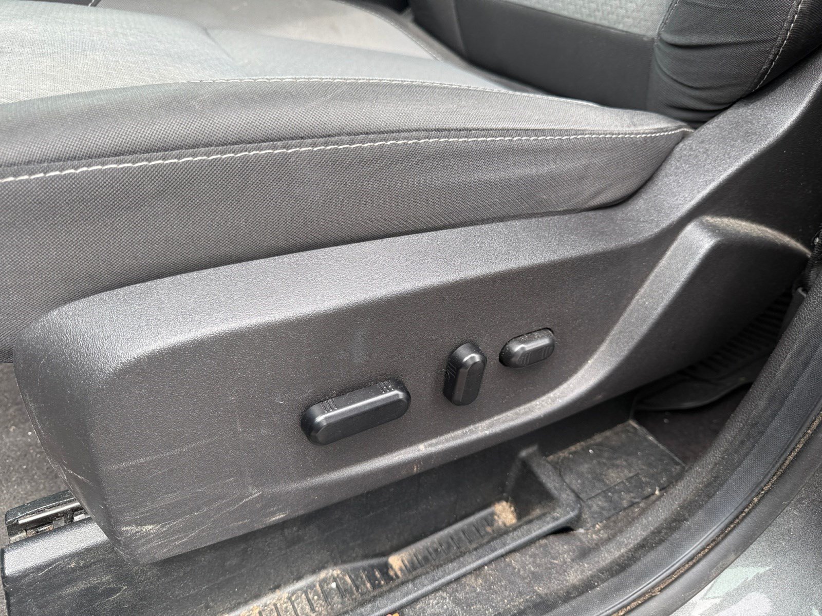 Used 2019 Ford Escape SE AWD/4WD image 14