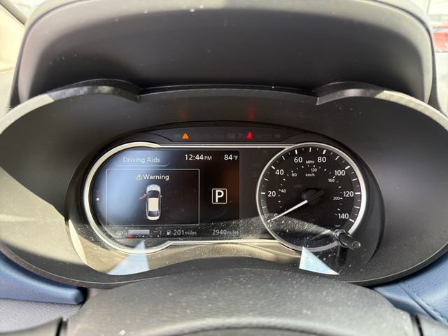 Used 2025 Nissan Versa SV FWD image 17