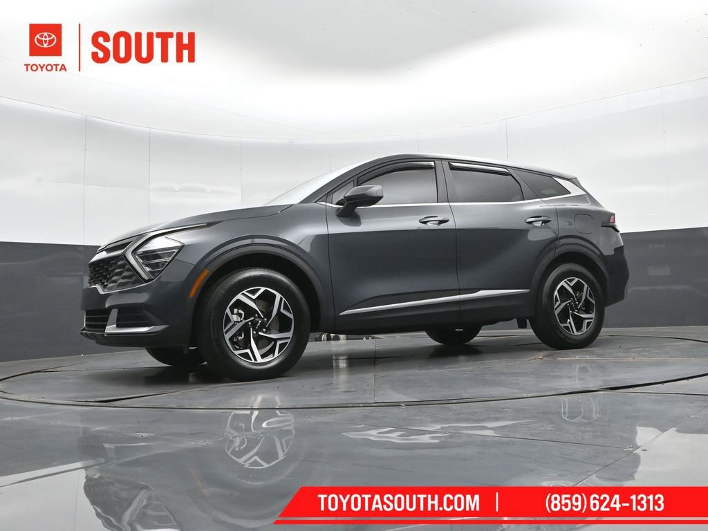 Used 2024 Kia Sportage LX image 40