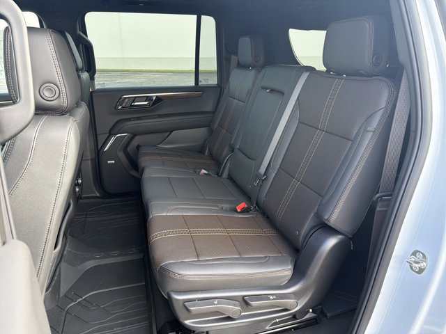 New 2026 Chevrolet Suburban High Country w/ Sun And Tow Package image 25