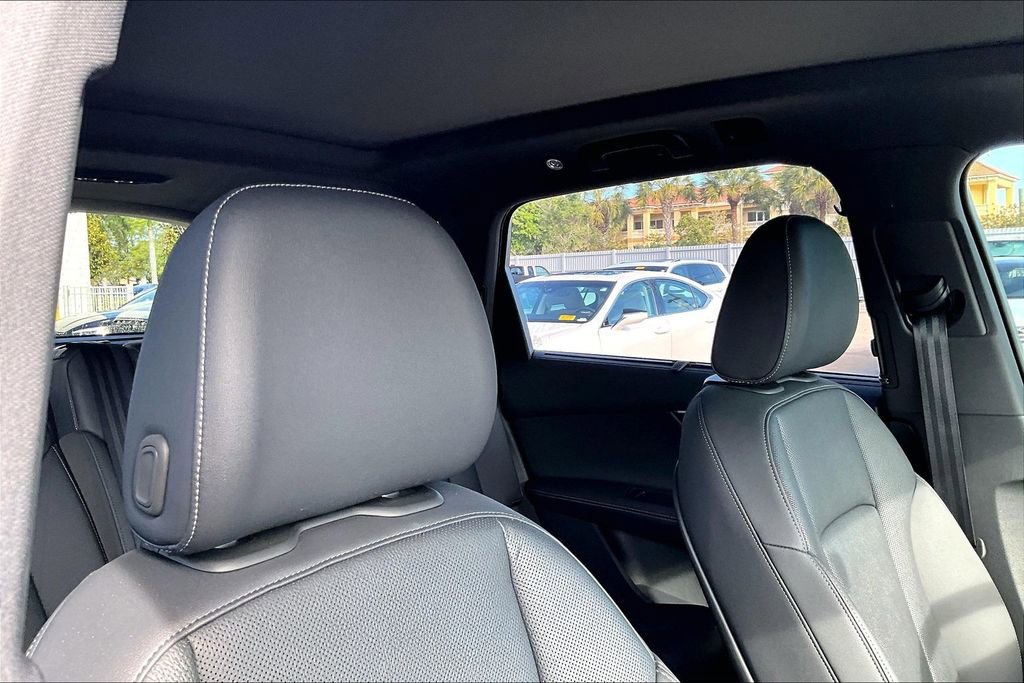 Certified 2025 Audi Q7 3.0T Premium Plus image 22