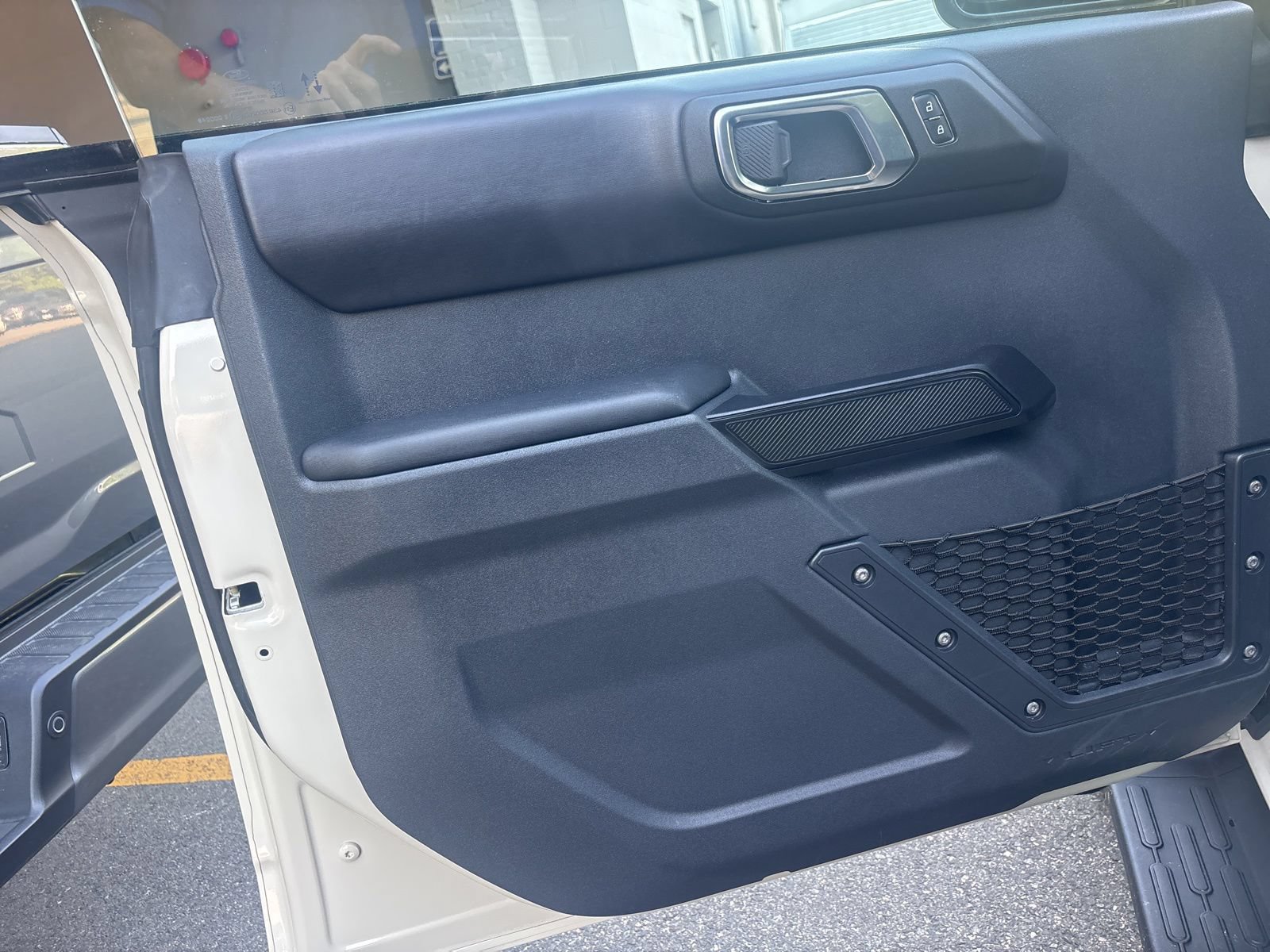 Used 2025 Ford Bronco Outer Banks AWD/4WD image 41