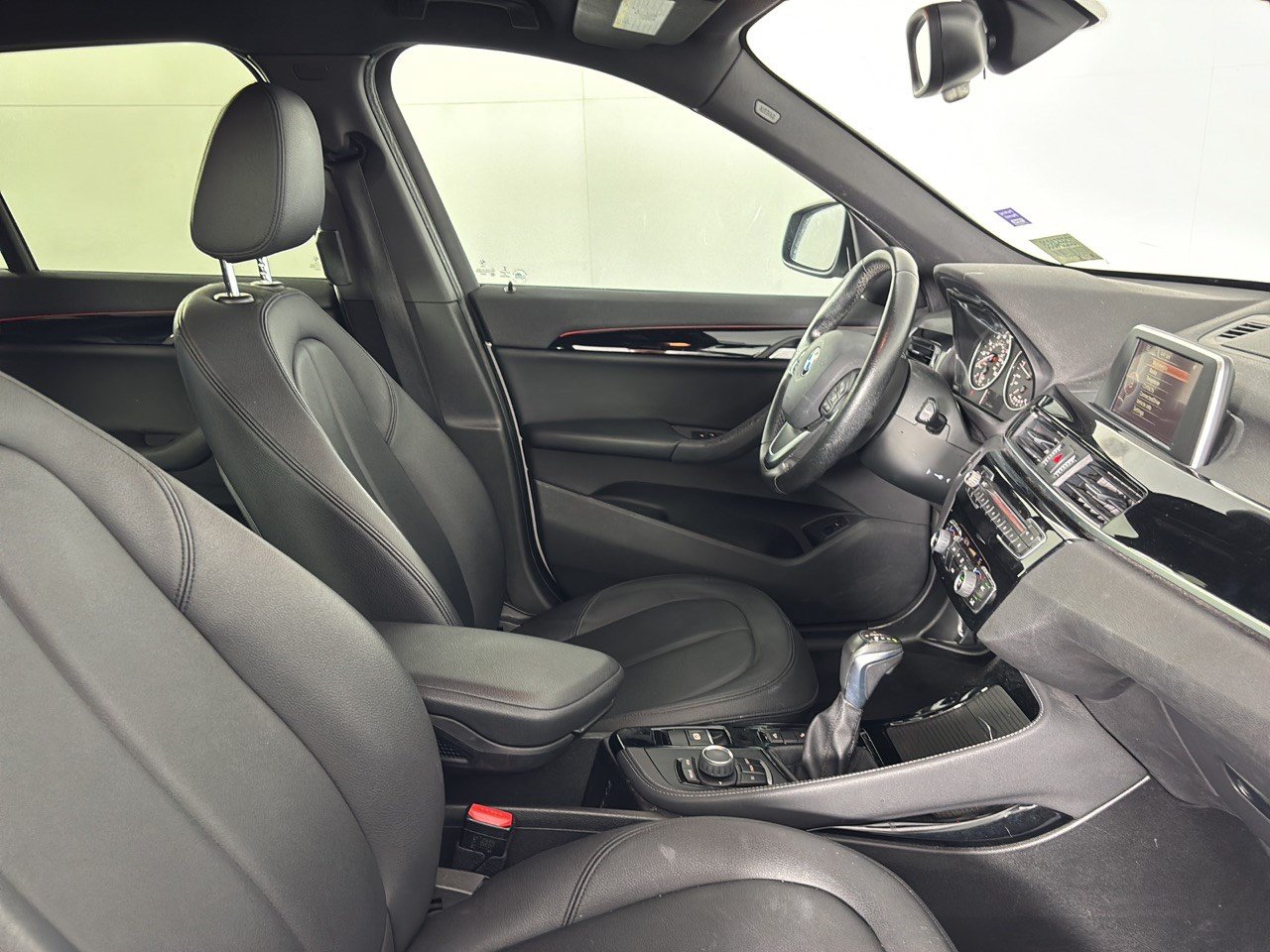Used 2016 BMW X1 xDrive28i AWD/4WD image 30