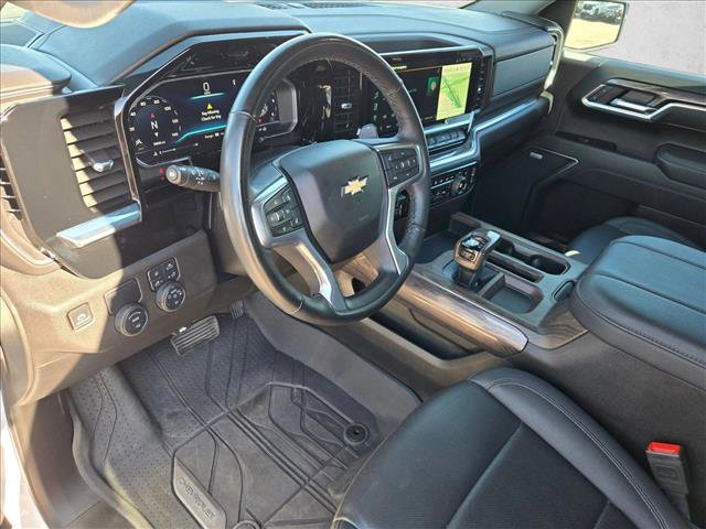 Used 2025 Chevrolet Silverado 1500 LTZ w/ LTZ Premium Texas Edition image 9
