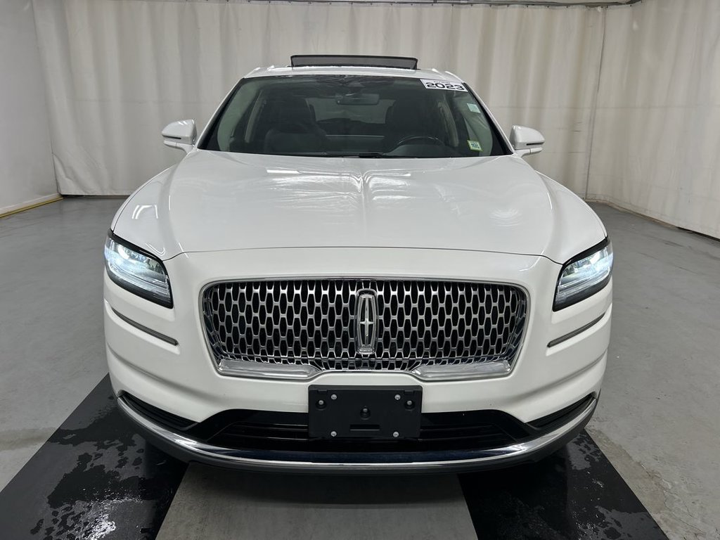 Used 2023 Lincoln Nautilus Reserve AWD/4WD image 3