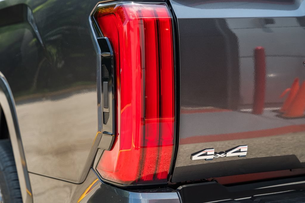 New 2026 Toyota Tundra Limited AWD/4WD image 8